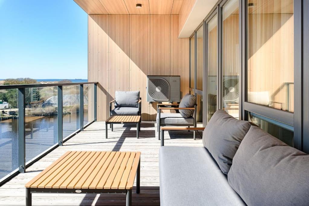 2-bedr Exclusive Sea Views @sventosios Vartai Apartamento